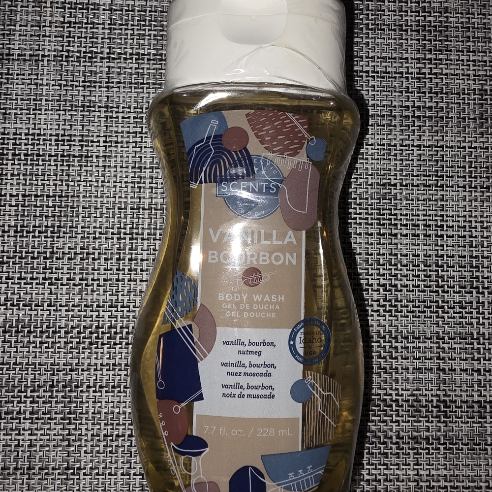 New! Scentsy Vanilla Bourbon Body Wash